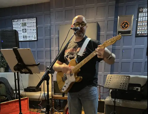 How to Use Backing Tracks for Gigs